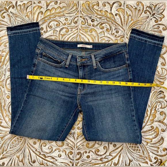 Levi's 711 Skinny Jeans - Picture 6 of 7